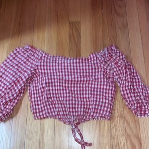 NEVER WORN Off-The-Shoulder Top